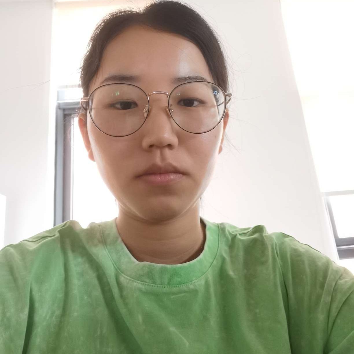 肖一博的王田田的照片