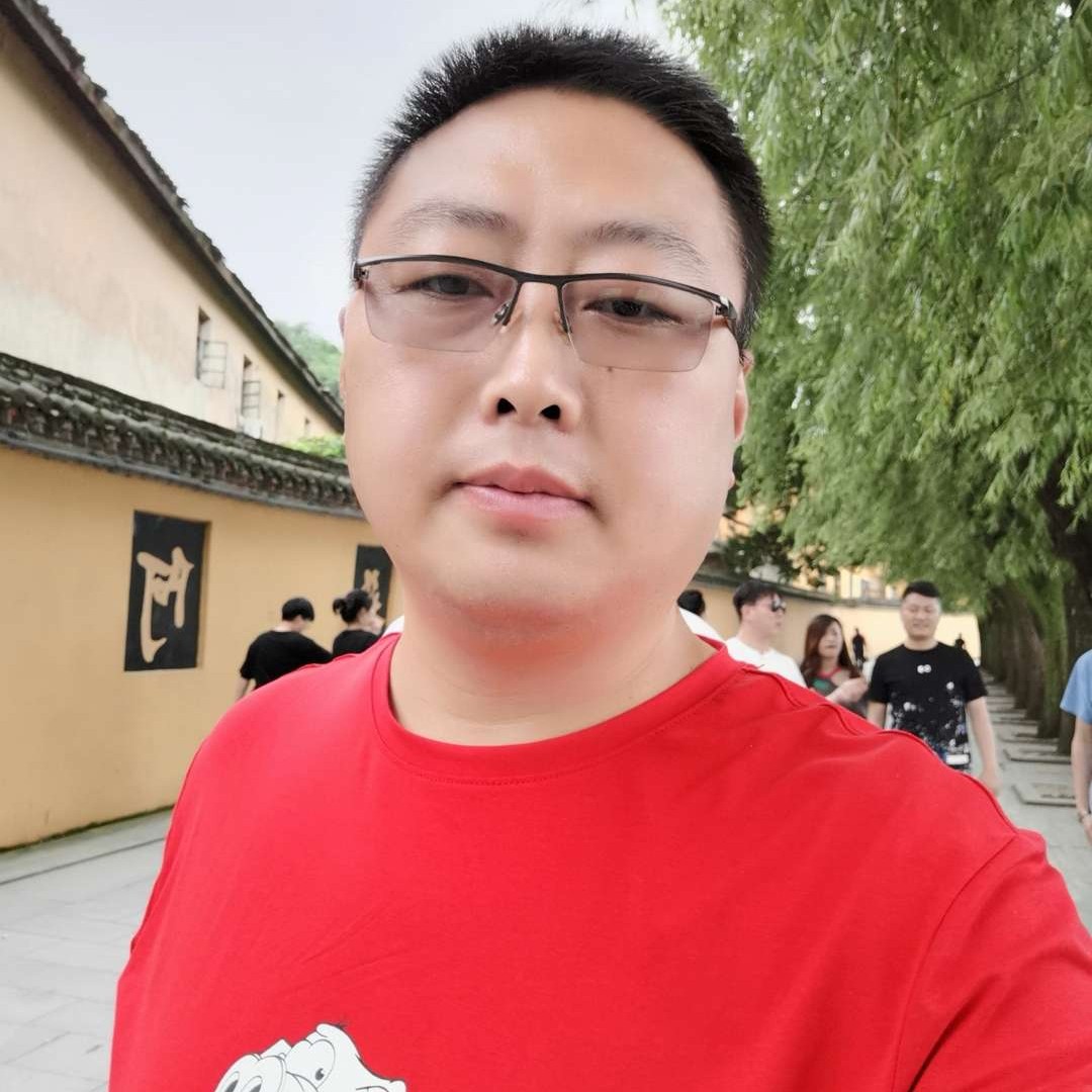 激情拿往事的照片