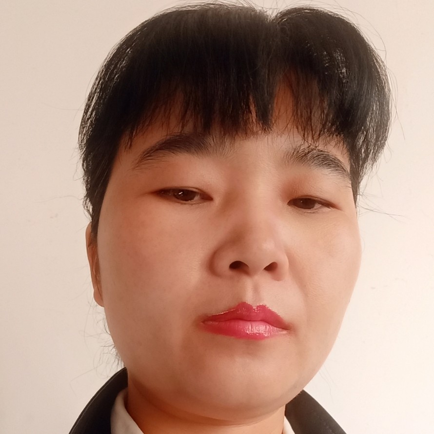 七彩霞衣裳的照片