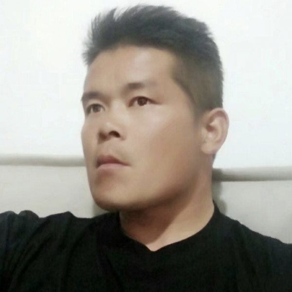 杨沛的照片