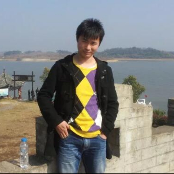 -李俊的照片