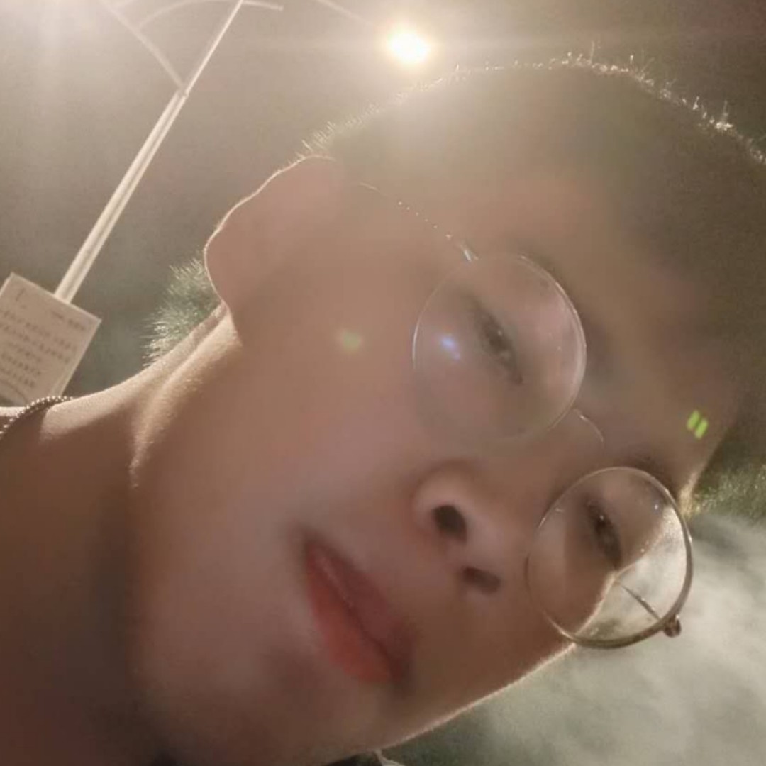 洋葱爱雪白的照片