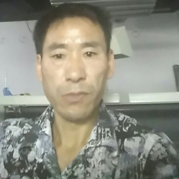 清秀服饰的照片