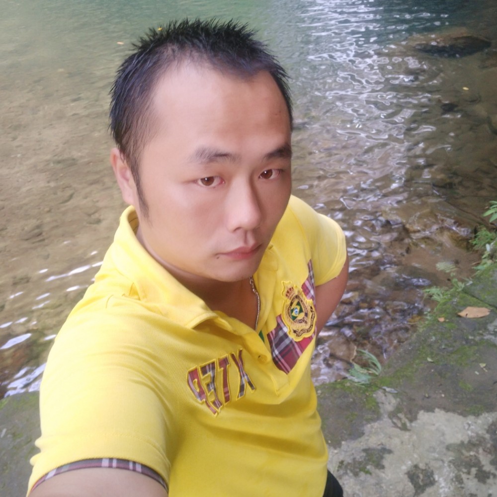 传统大船的照片