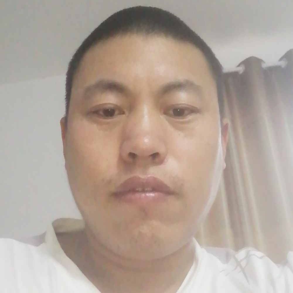 爱笑爱故事的照片