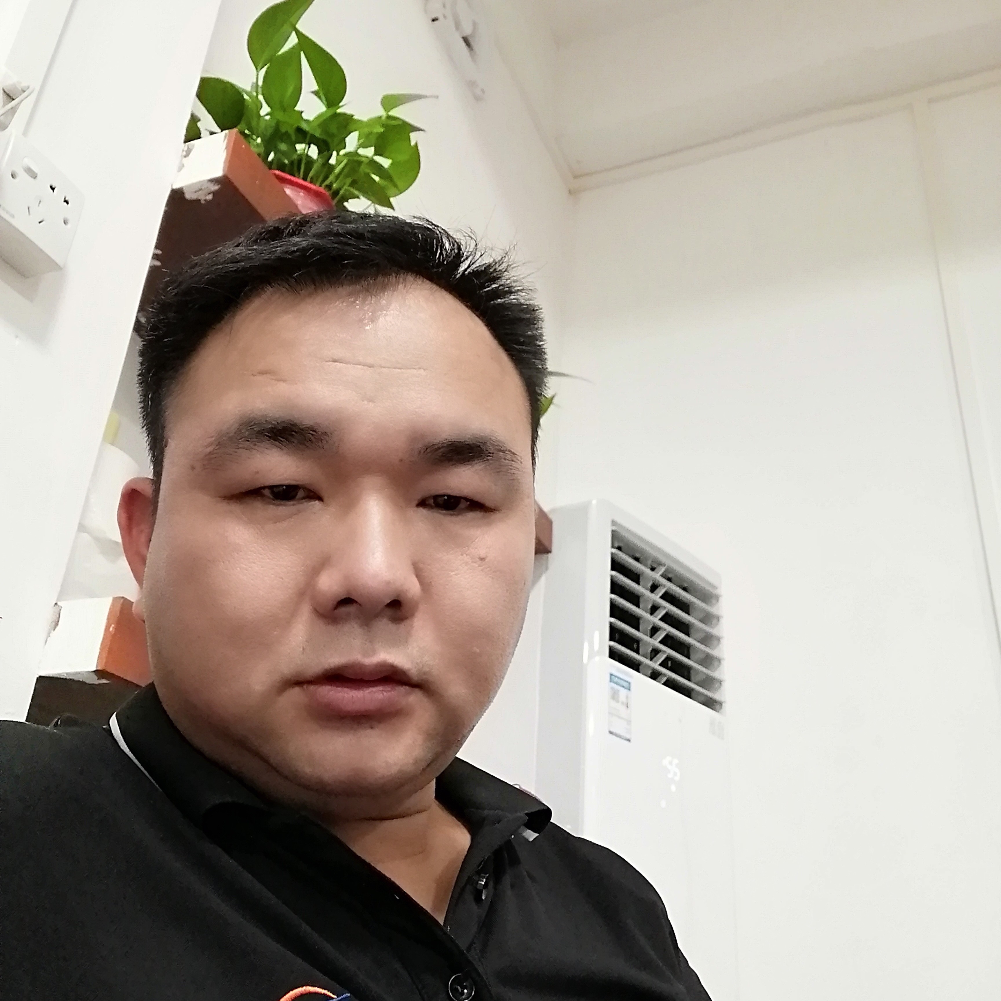 瑶池男孩的照片