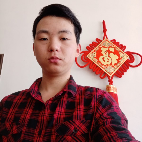 星月浅吻激昂的照片