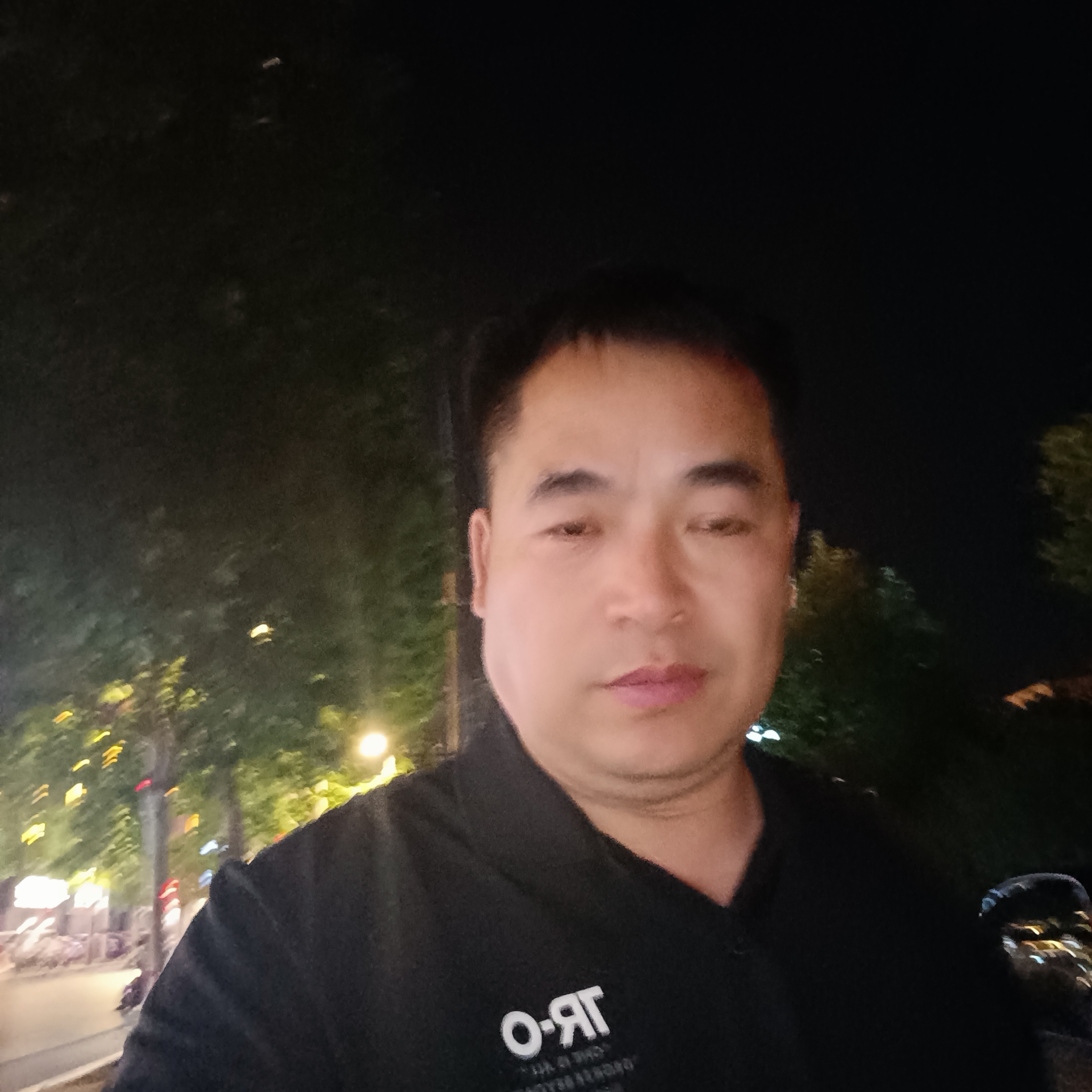 老男人好人有好报的照片