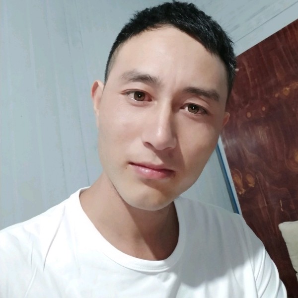 尊云打威武的照片