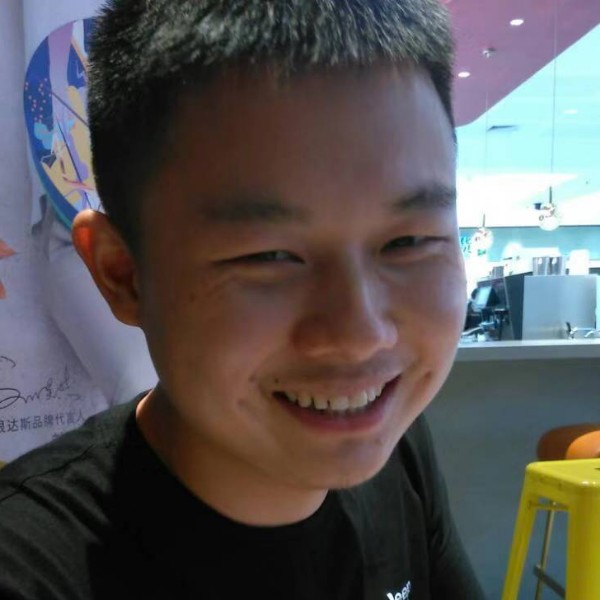 满满的城的照片