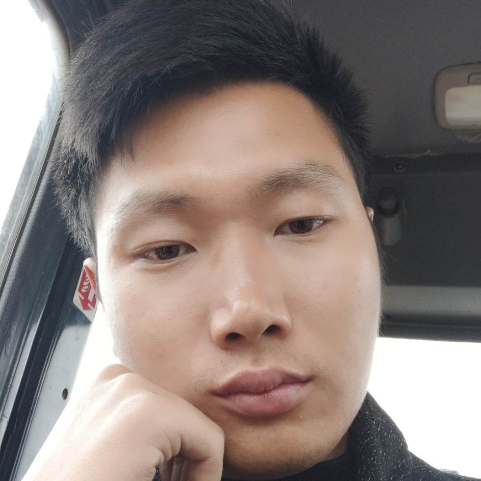 纯真浅吻初妆的照片