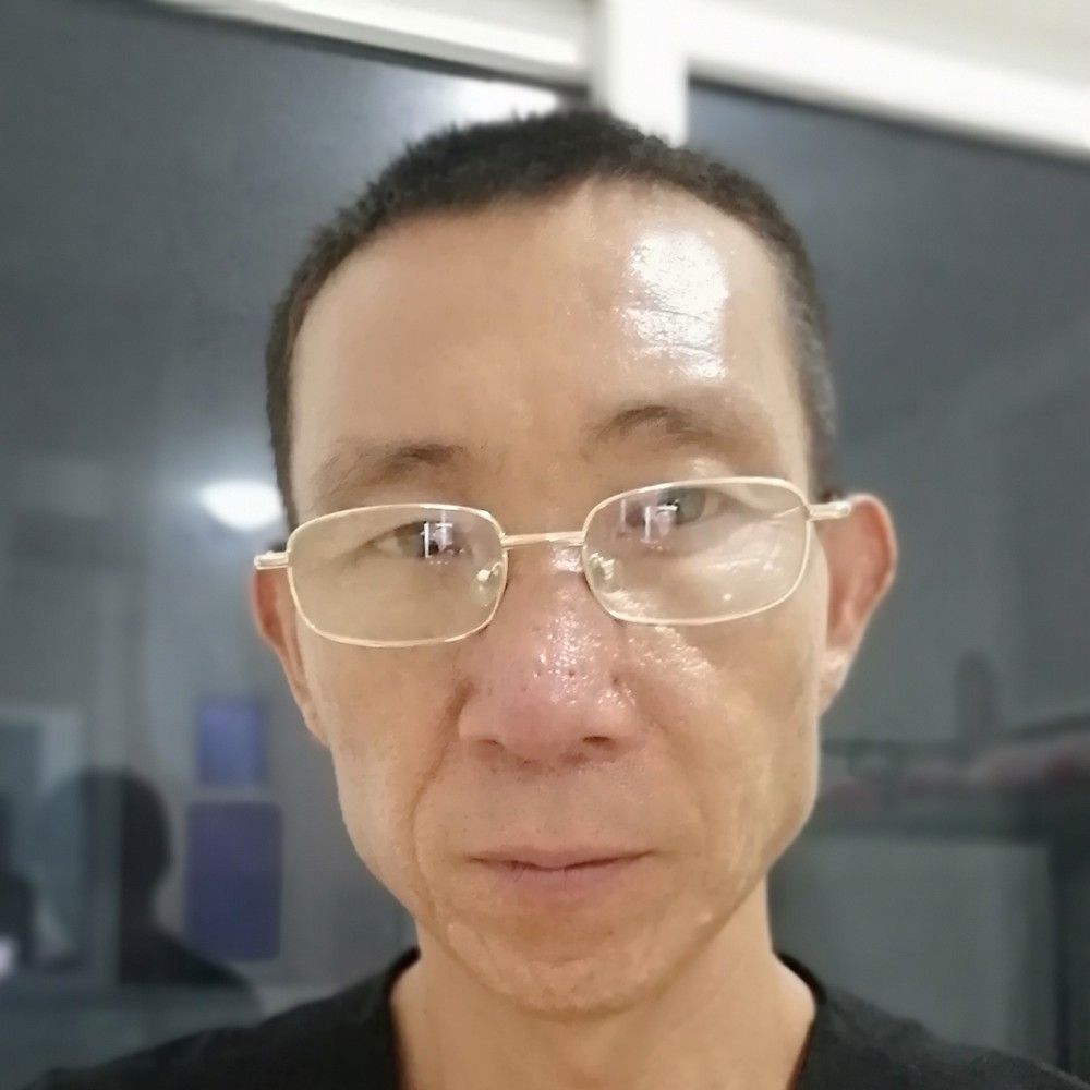 腼腆钢铁侠的照片