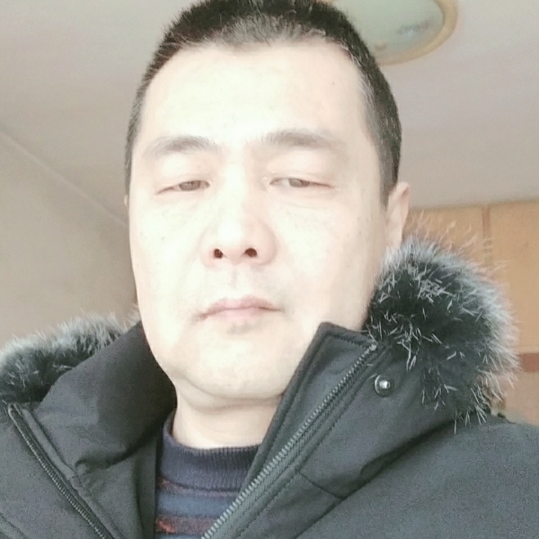神勇扯白云的照片