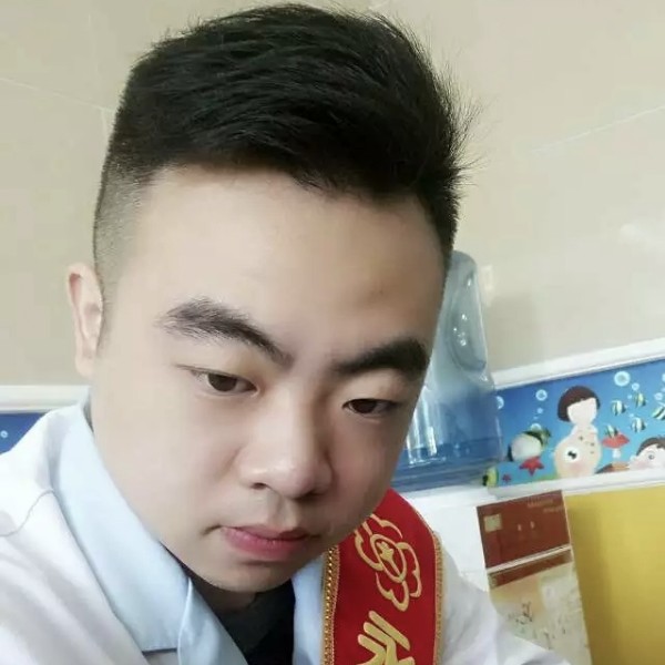 冬仔哥哥的照片