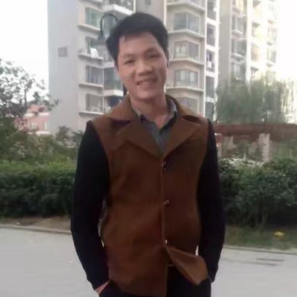 哭泣有手链的照片