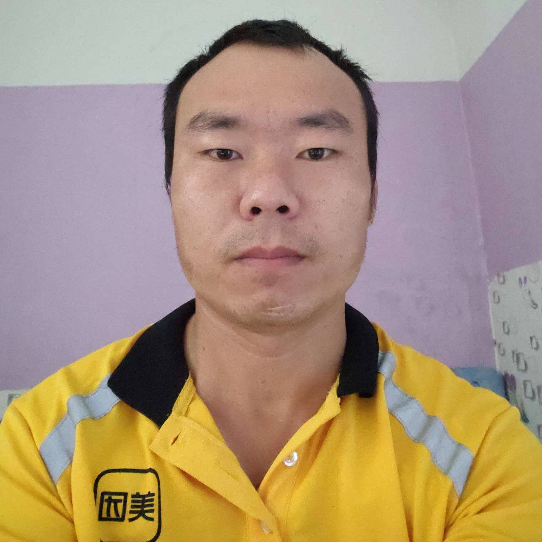 小哥快跑的照片