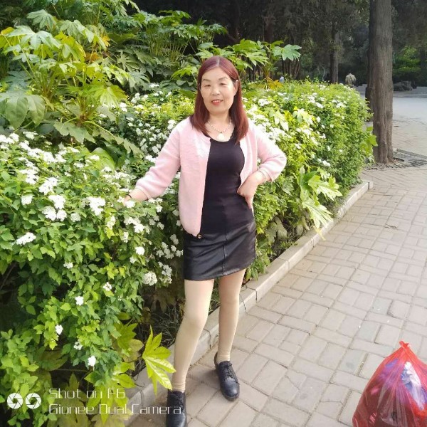 水蜜桃爱无私的照片