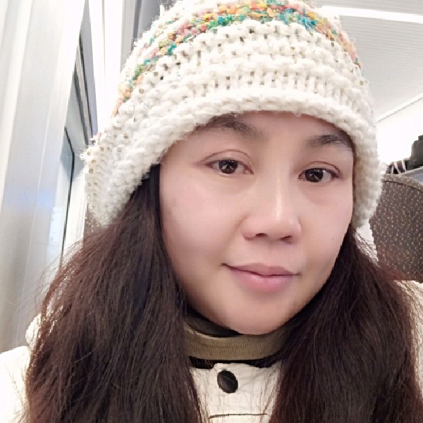 快乐琼老虎的照片