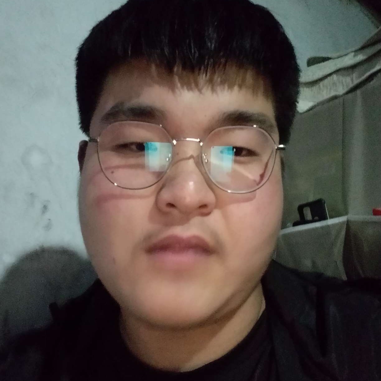 慈祥邂逅蜡烛的照片