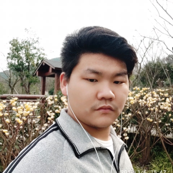 阳光少年。的照片