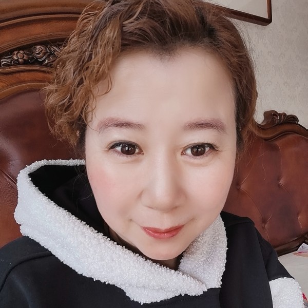 冰儿艾妮的照片