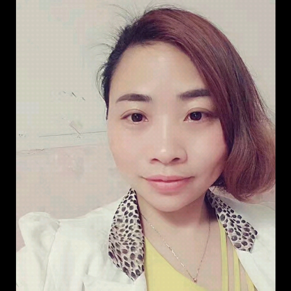 月静的照片