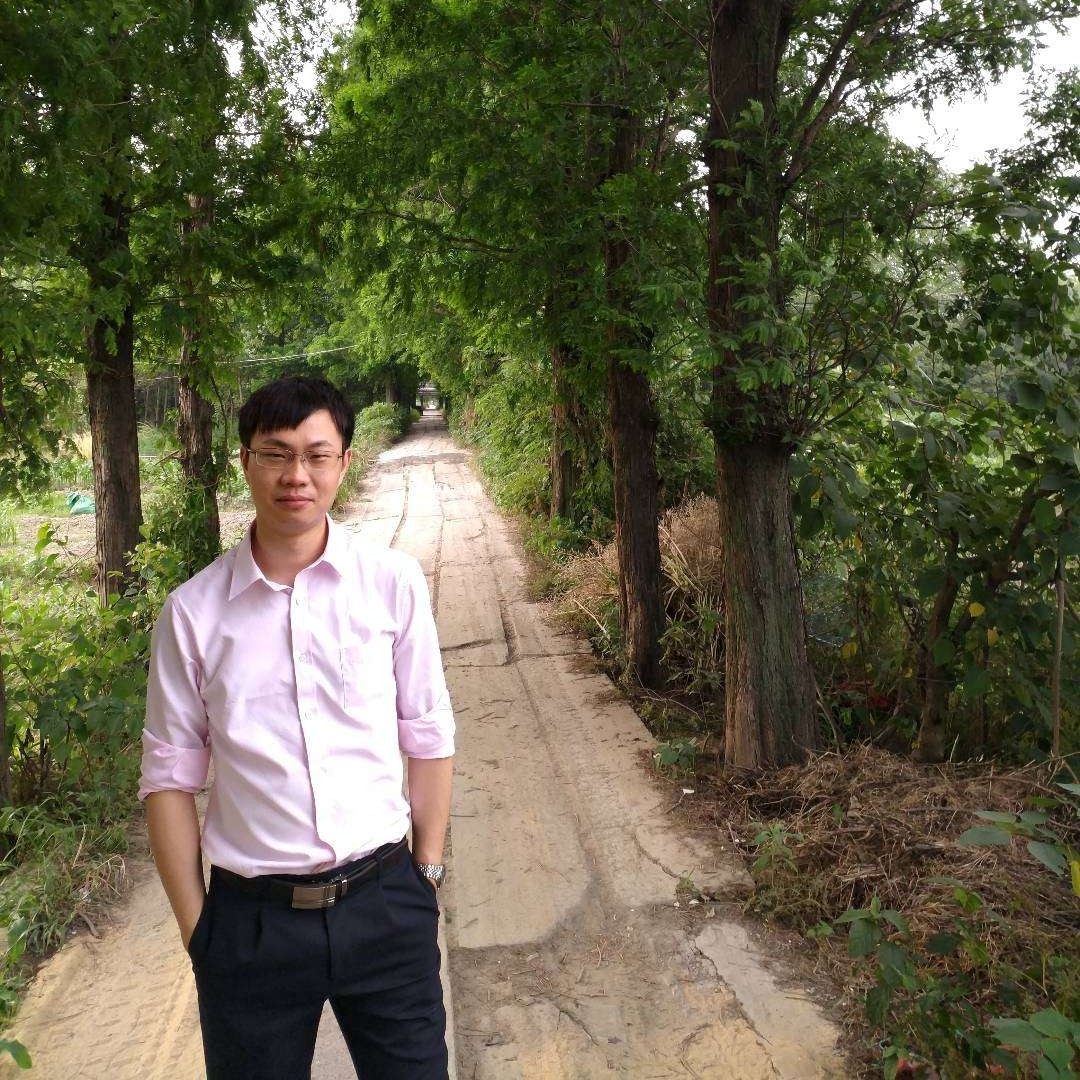 眼泪在想你的照片