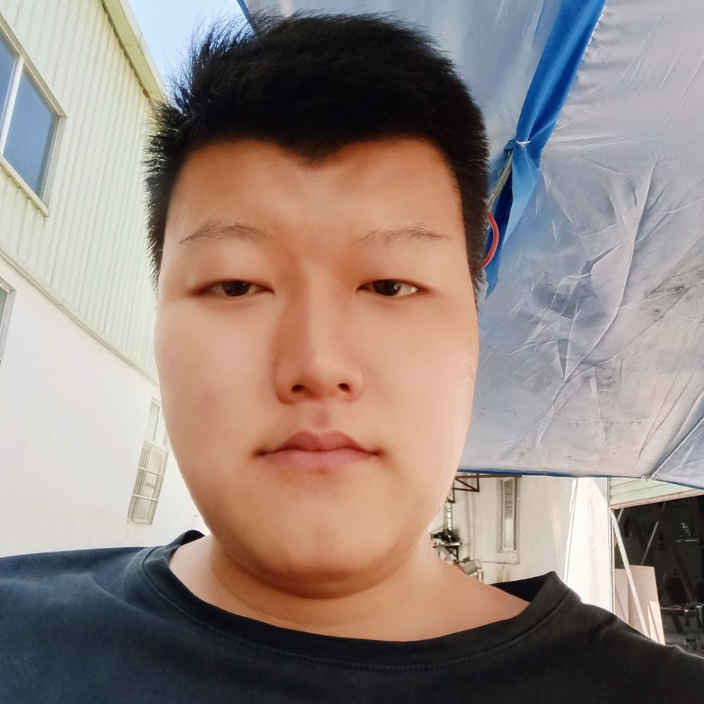 晨曦挽手受伤的照片