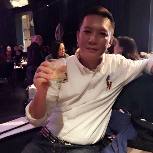 卢果的照片