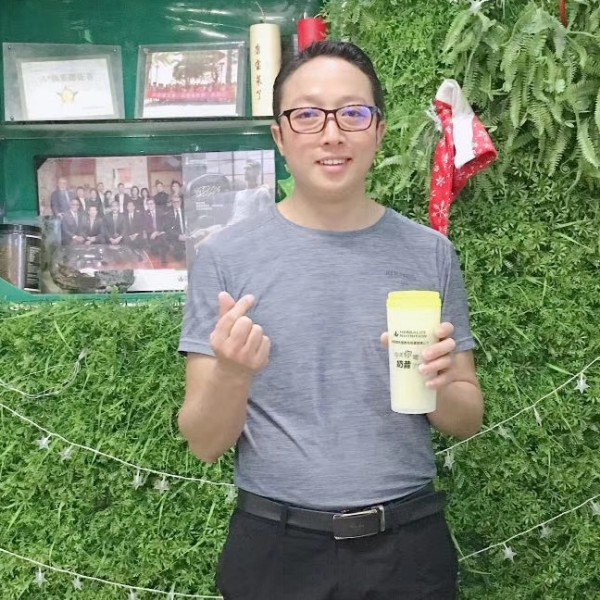 微凉迎温婉的照片
