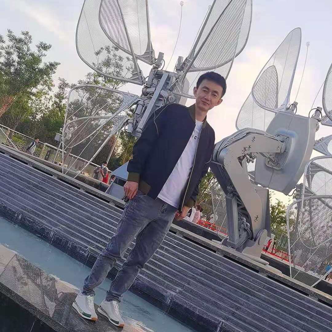 鲤鱼等于吐司的照片
