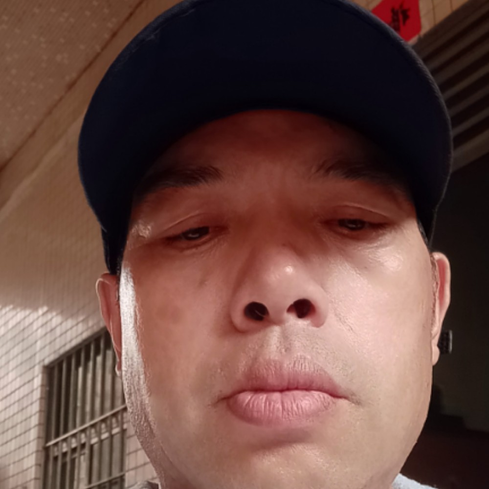 心痛情伤的照片