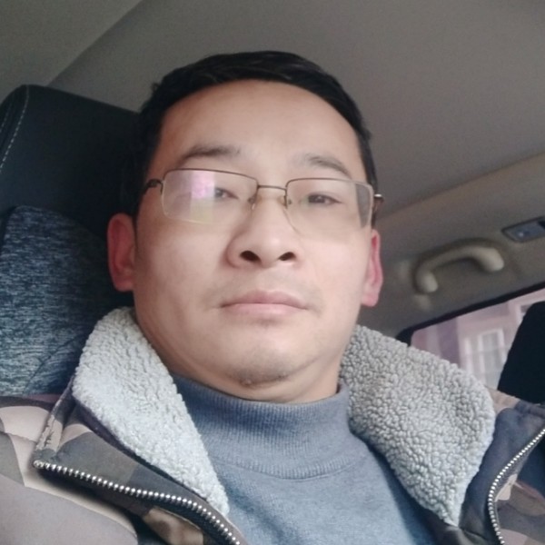 心灵美蹙眉清曲的照片