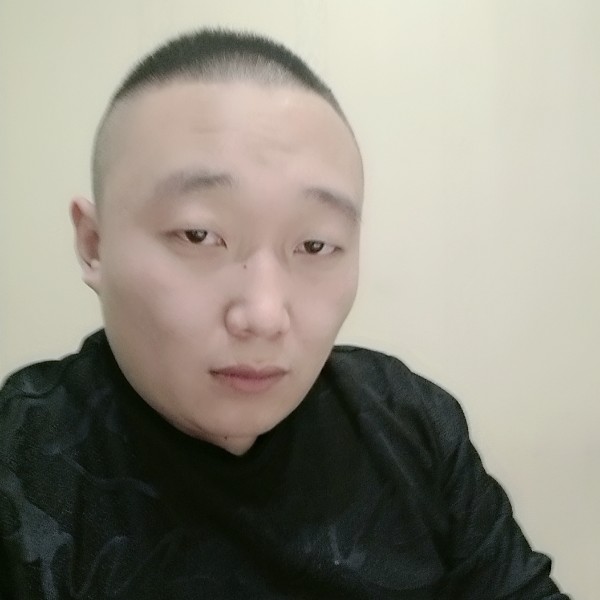 孤單花瓣的照片