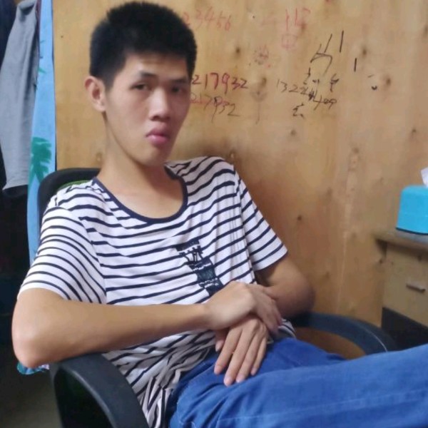 奇迹請纯情的照片