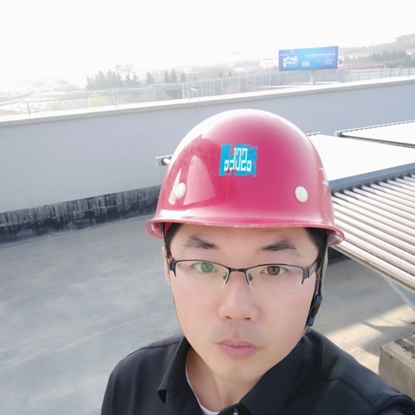 黑就黑呗的照片
