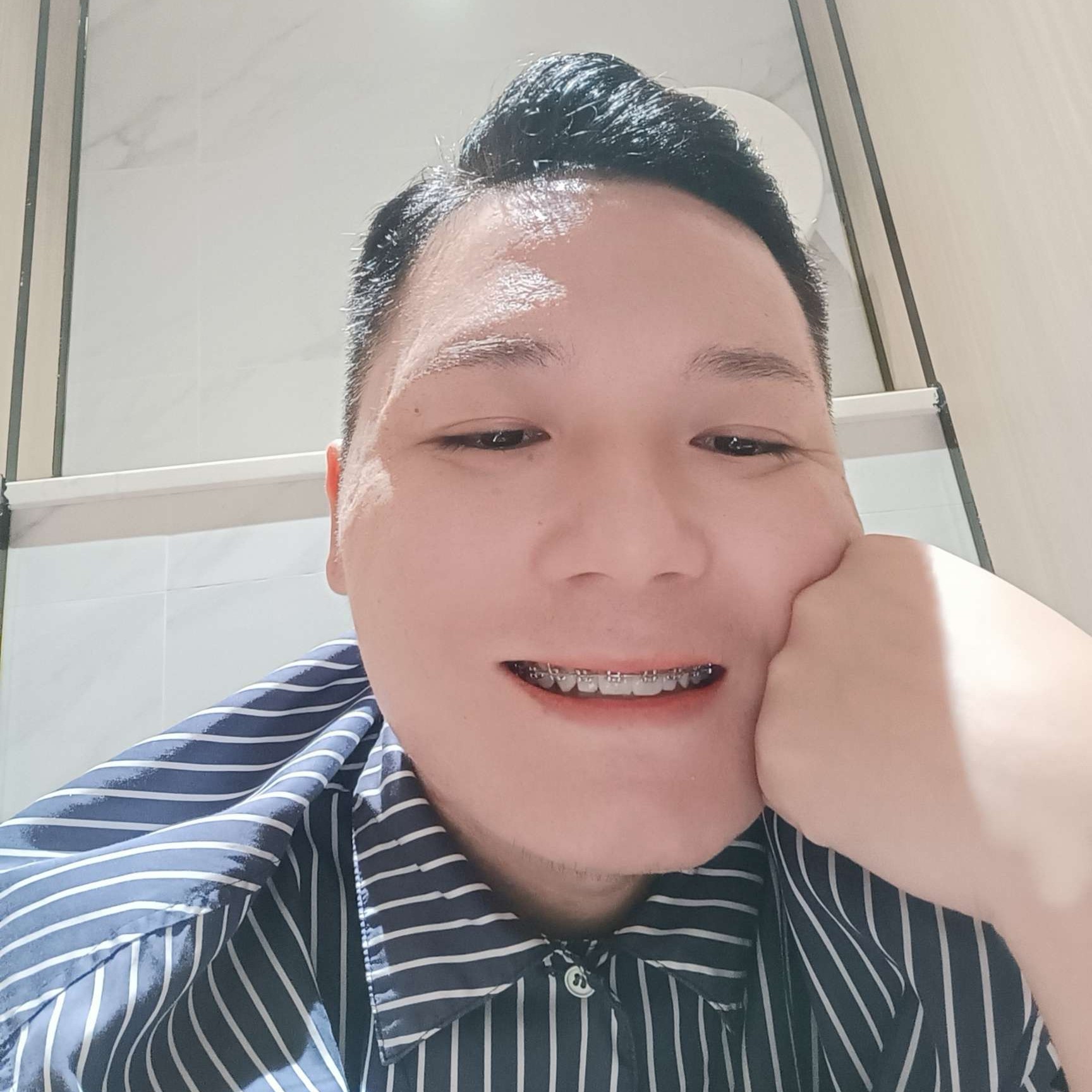 眼睛大又圆的照片