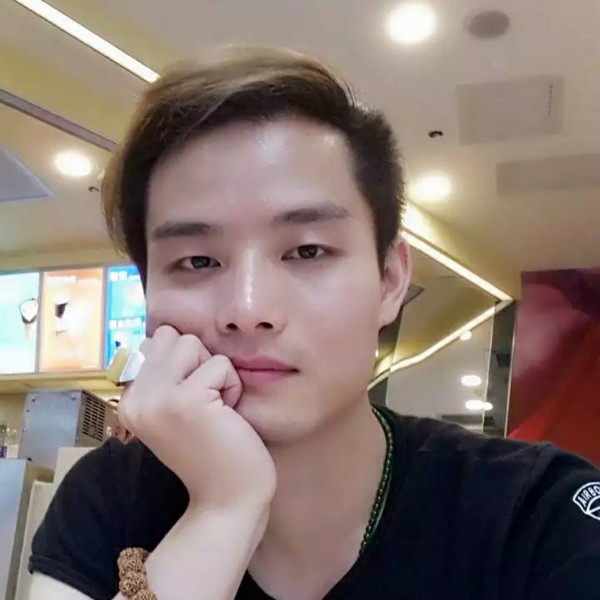 虫煌枫的照片