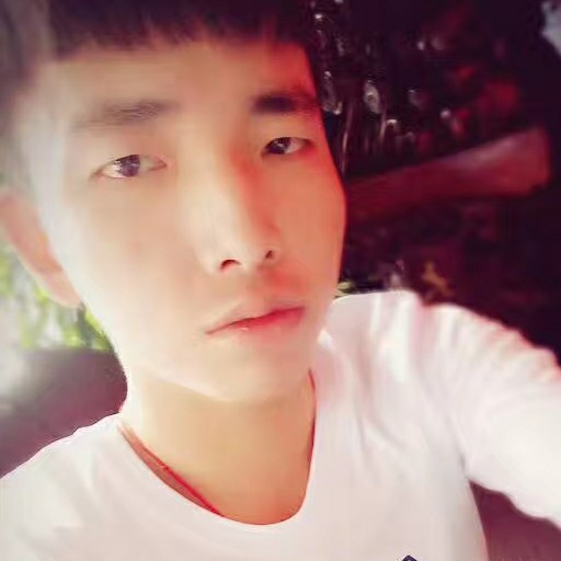 欣喜身影的照片