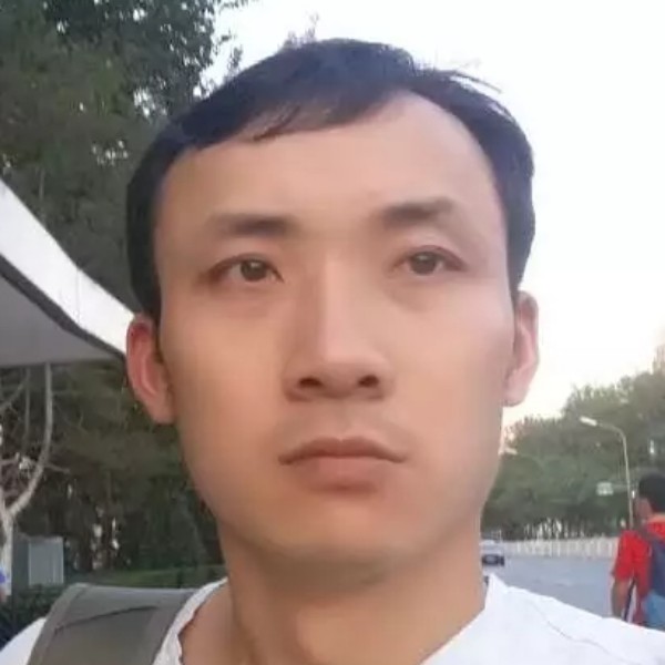 翩飞相许黑猫的照片