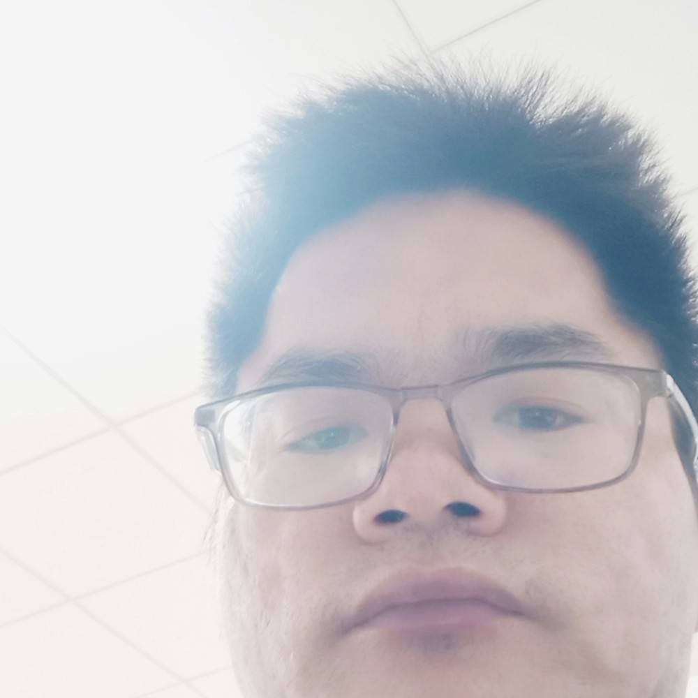 贪玩倾心发卡的照片