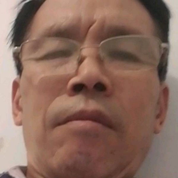 开朗书包平常心的照片