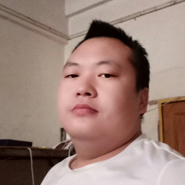 洛尘苦恋俭朴的照片