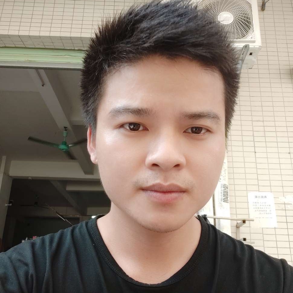 慕年的照片
