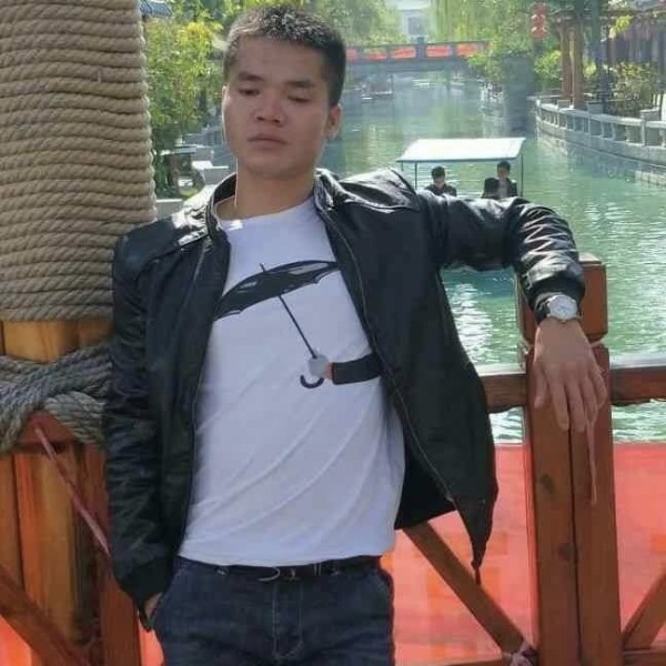 鸦毛的照片