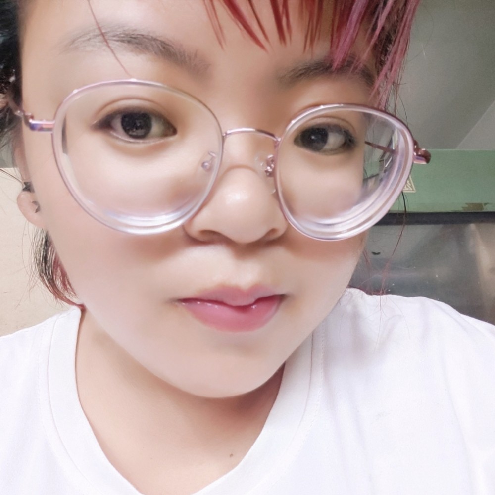 忧心打电灯胆的照片