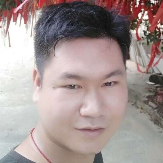 刚铁直男，的照片