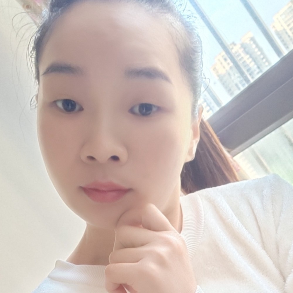 水蜜桃漫步深情的照片