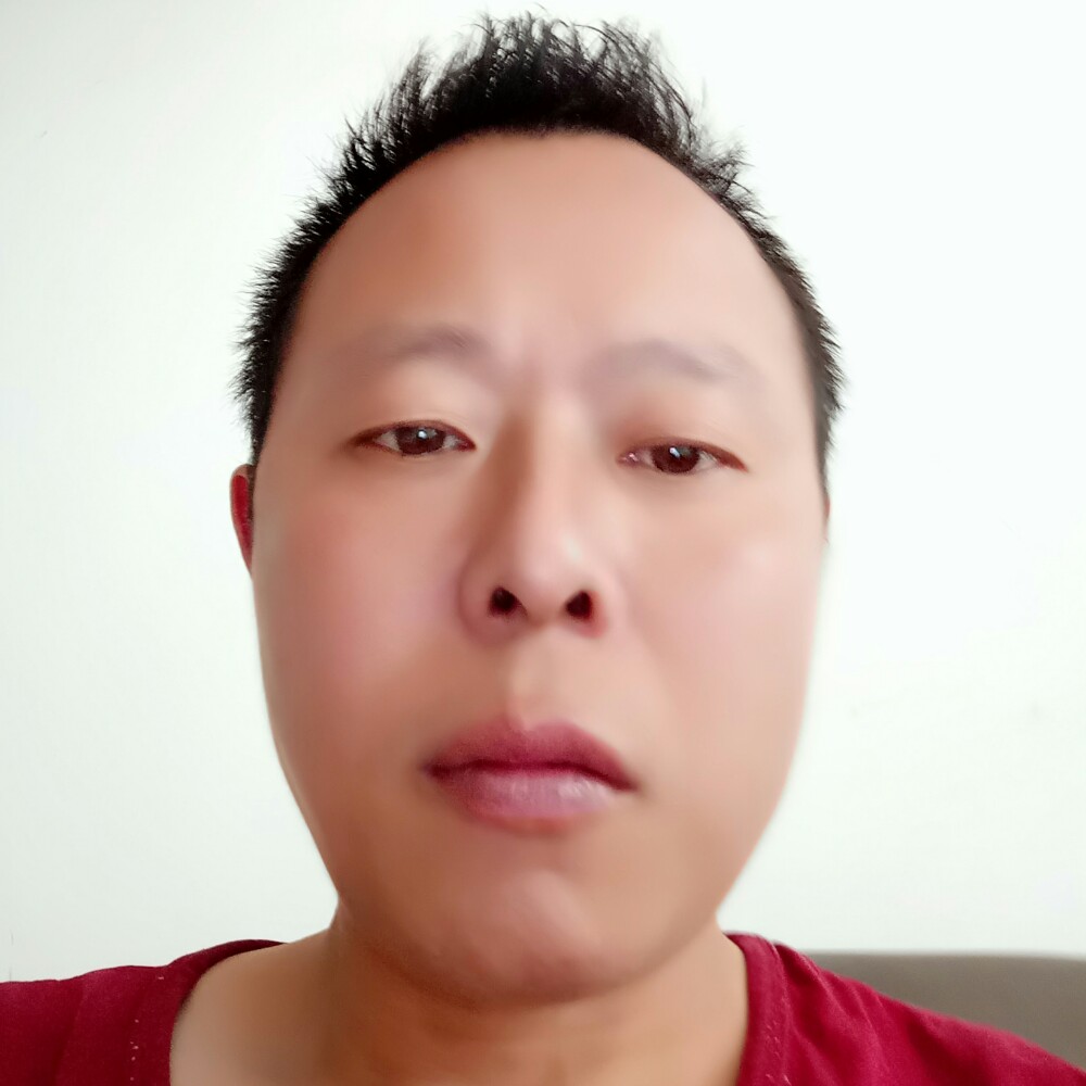 殷勤倾心铃铛的照片