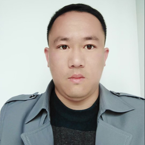 隋土灵木的照片